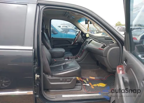 2010 Cadillac Escalade Luxury из США, поврежденный, VIN 1GYUCBEF0AR267681